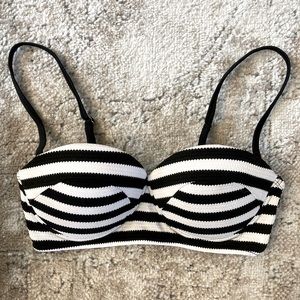 Xhilaration Swimsuit Top